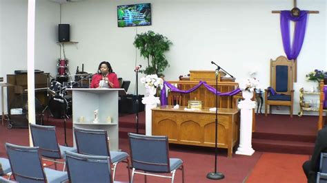 Higher Praise Christian Church .